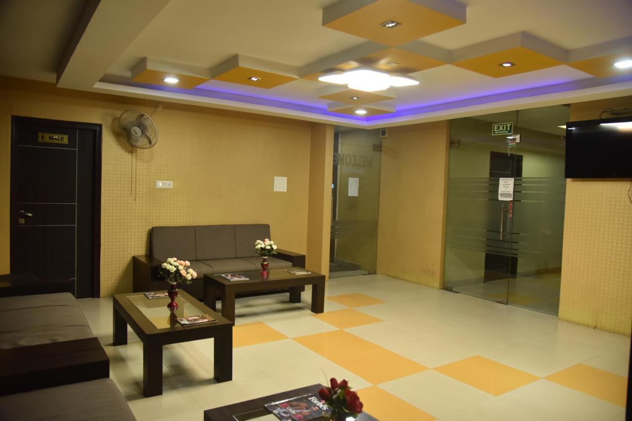 Hotel Nexus Lucknow Buitenkant foto