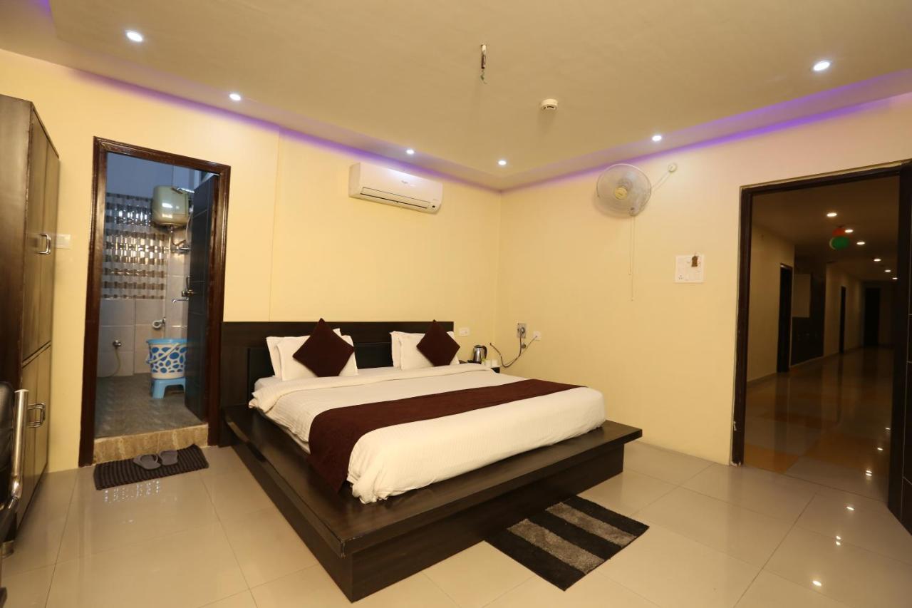 Hotel Nexus Lucknow Buitenkant foto