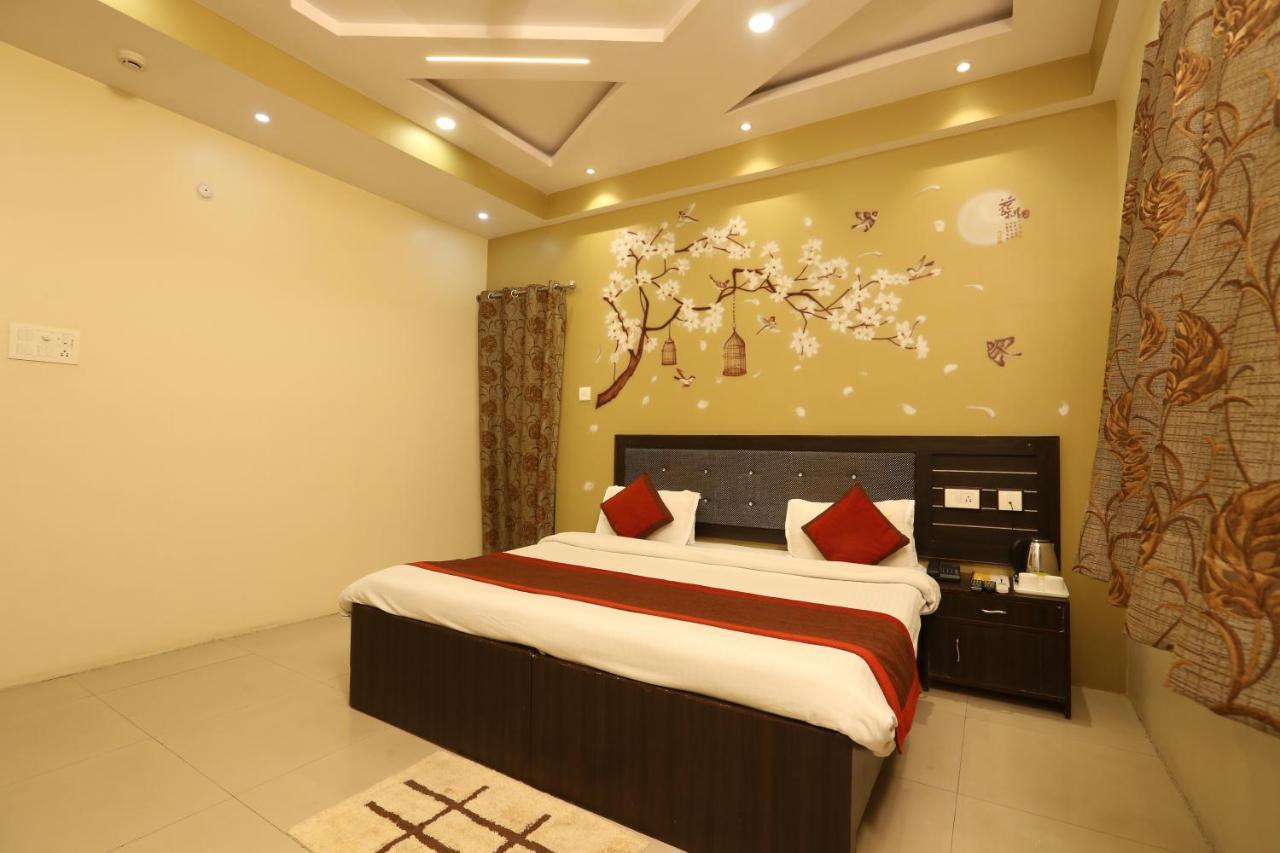 Hotel Nexus Lucknow Buitenkant foto