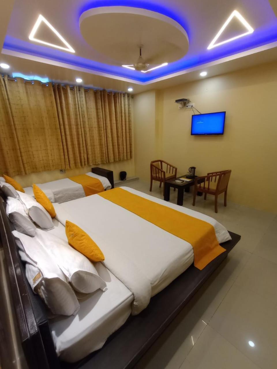Hotel Nexus Lucknow Buitenkant foto